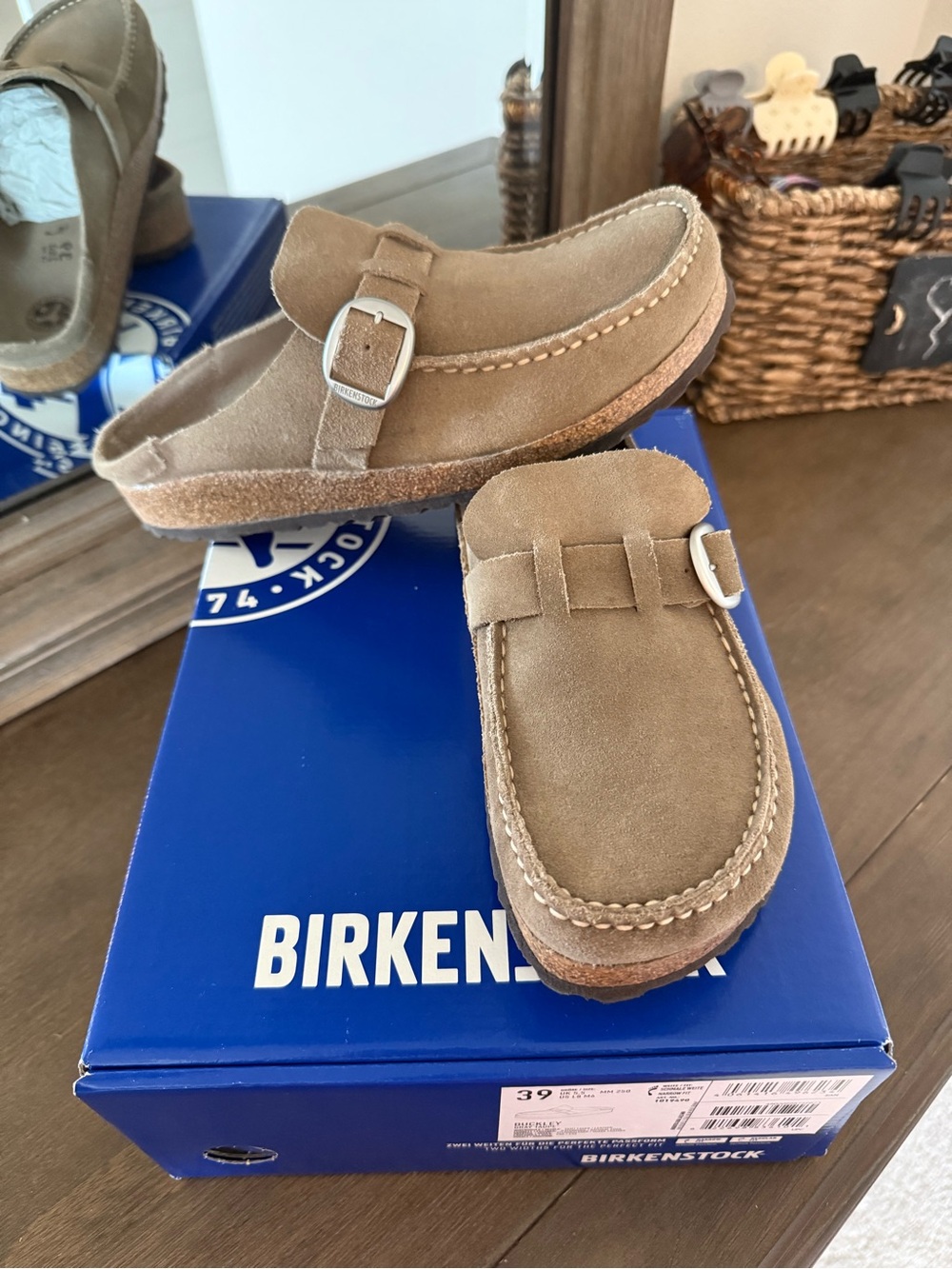 Birkenstock “Buckley” Clog ~ LIKE NEW* sz 39